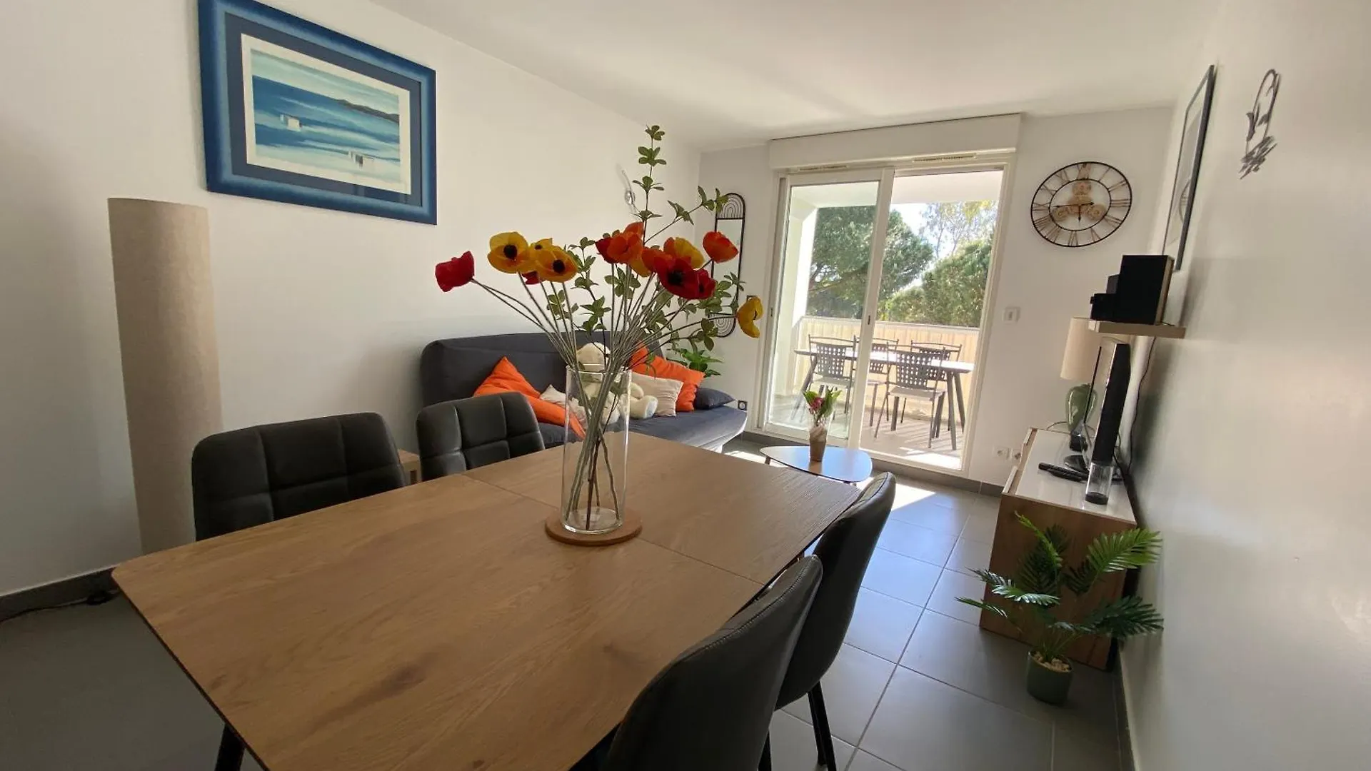 La Plage La Londe-les-Maures Apartment